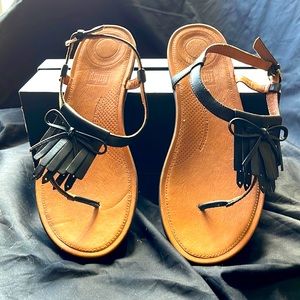 Fit Flop black sandals with tassel NWOT
